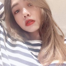 MINH THƯ – EM SINH VIÊN GẦM CAO MÁY THOÁNG