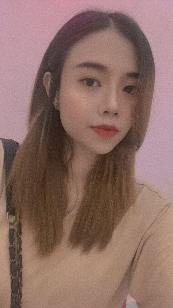 MINH THƯ – EM SINH VIÊN GẦM CAO MÁY THOÁNG