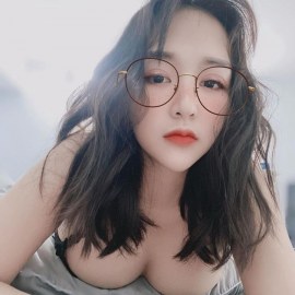 THANH UYÊN – EM GÁI MỊN MÀNG, TRẮNG NUỘT