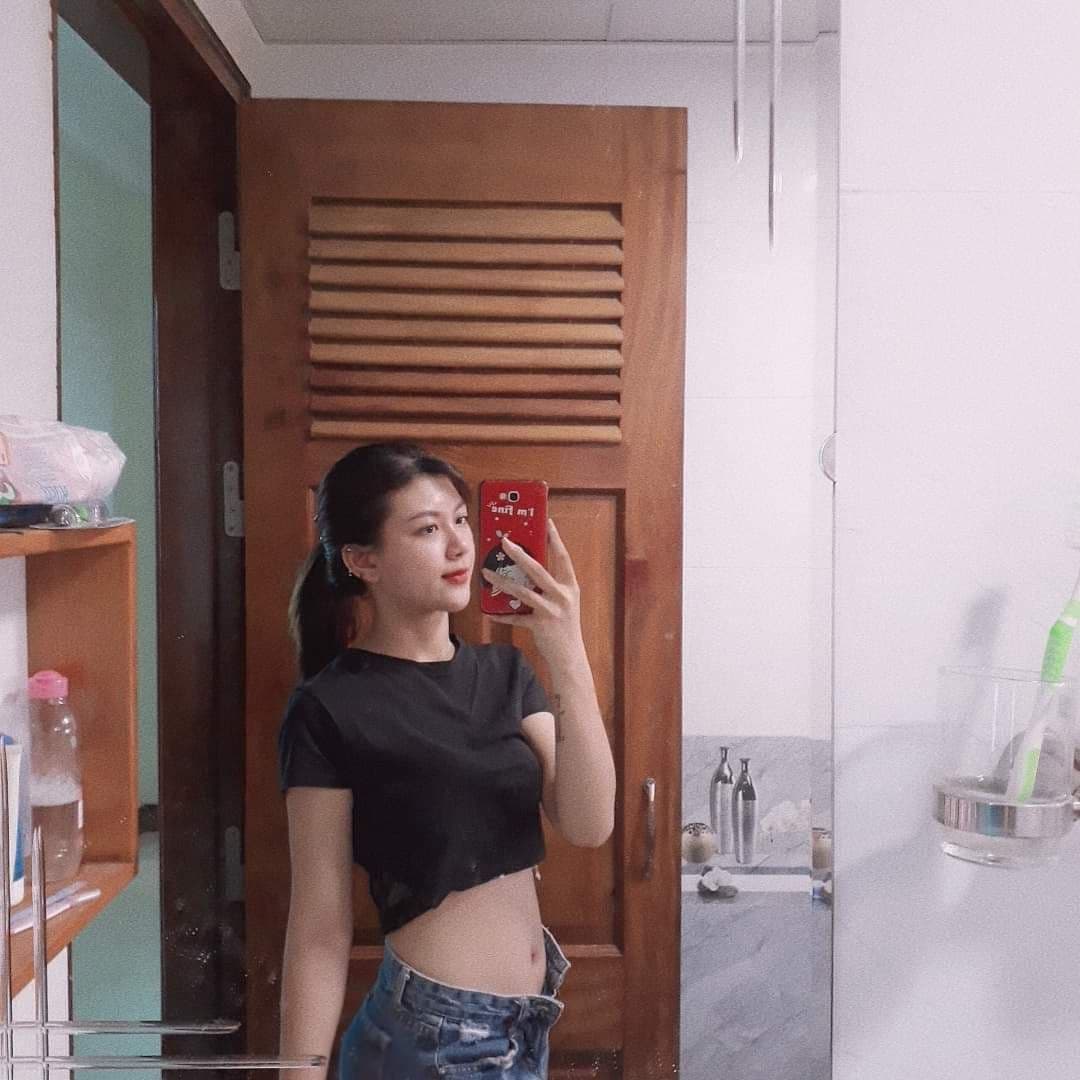 ANH THƯ – LOLI BÓNG BẨY, CẦN HƠI ẤM DADDY
