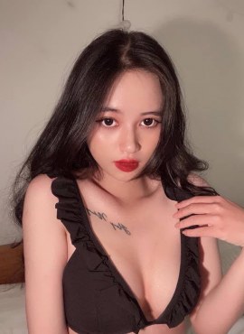 TUYẾT NGÂN – HOT GIRL XỨ LẠNH, MỊN MÀNG ĐẰM THẮM