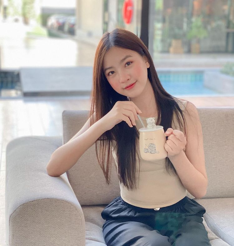 MINH TRANG – EM GÁI BÉ BỎNG NUỘT NÀ HẾT NẤC