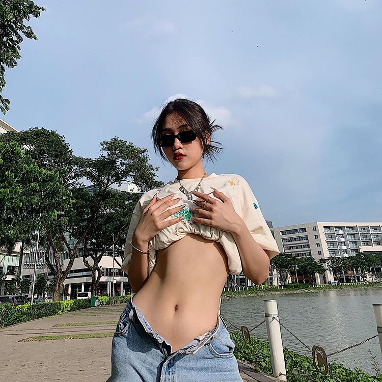 MINH TRANG – EM GÁI BÉ BỎNG NUỘT NÀ HẾT NẤC