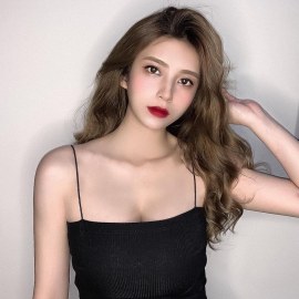 MINH THANH – EM GÁI XINH XẮN, MÔNG VẾU NUỘT NÀ