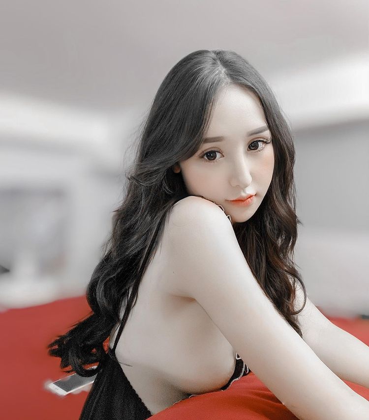 CHAN CHAN – KÈO DADDY EM GÁI SPA GỢI CẢM