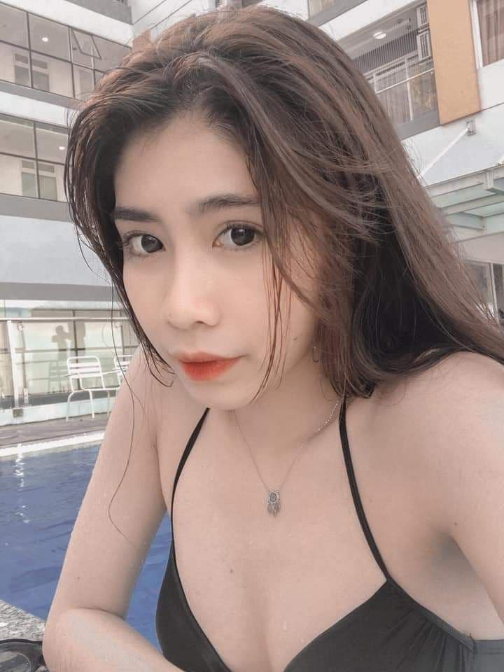 NGỌC ÁNH – EM GÁI MÌNH DÂY, EO THON GỢI CẢM