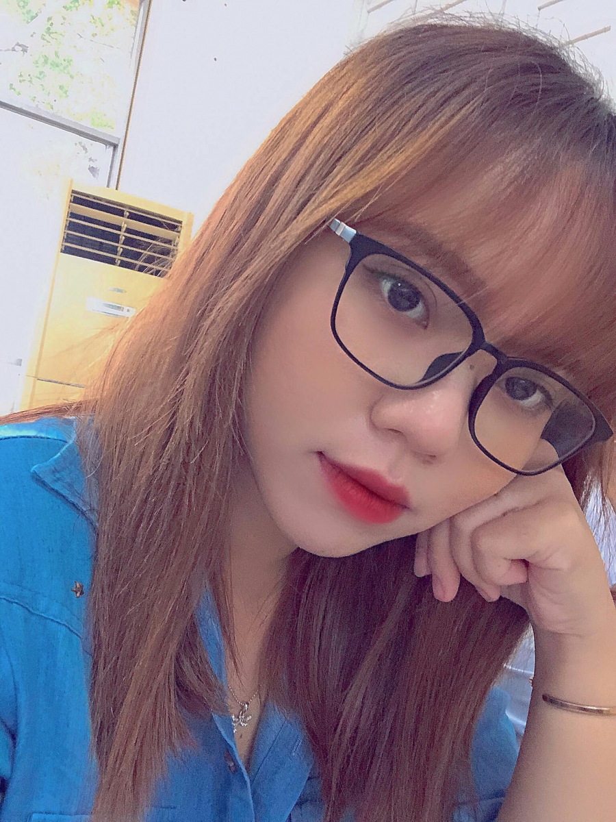 NHƯ QUỲNH – MÔNG MIẾC, VẾU VÊ CĂNG ĐÉT