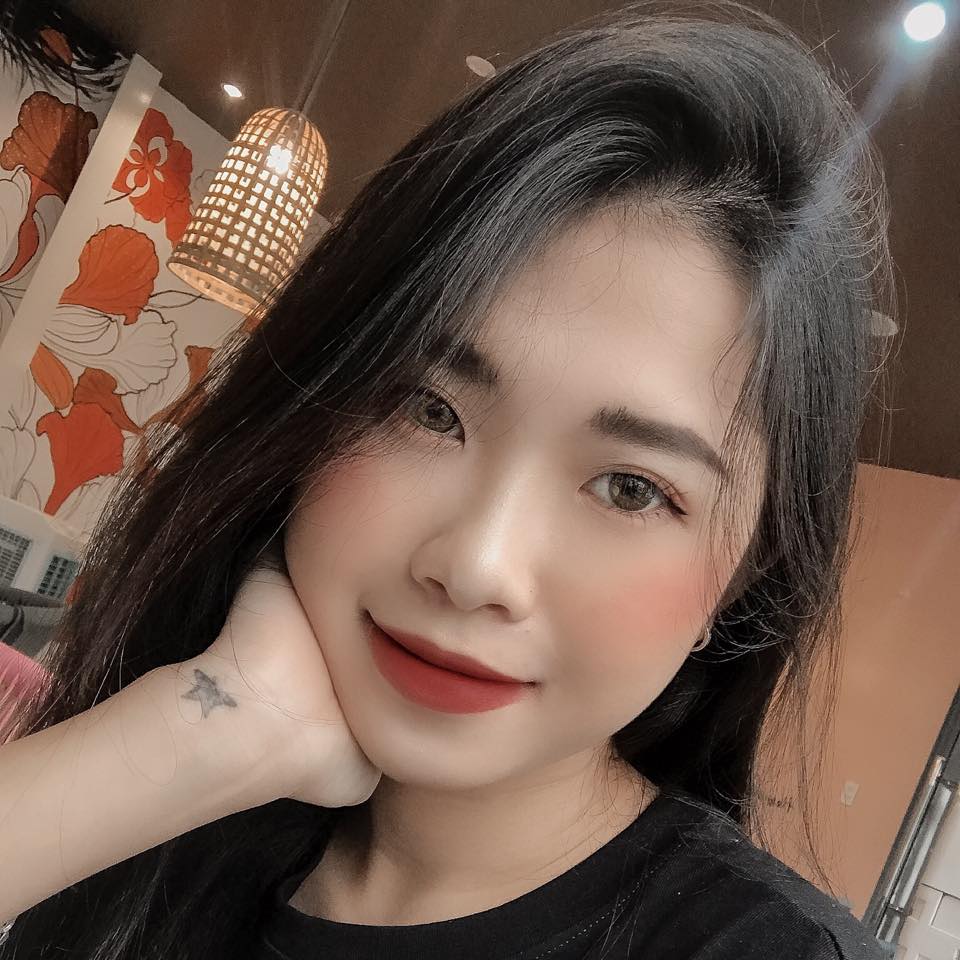 VÂN LINH – MẶT ĐẸP, DÁNG XINH, BODY SIÊU CHUẨN