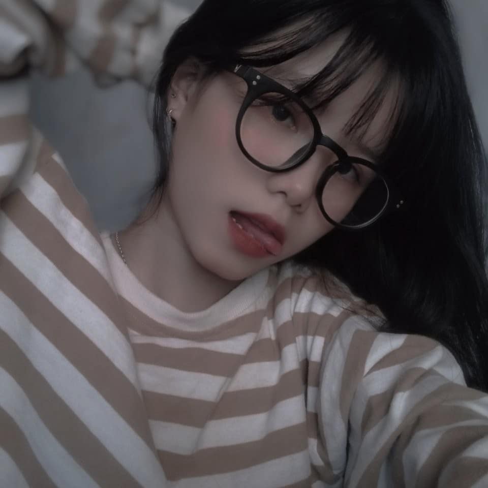 NGỌC LINH – HOT GIRL XỨ QUẢNG, XINH XẮN, ĐÁNG YÊU