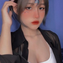 CẨM TÚ – EM SINH VIÊN NĂM NHẤT NUỘT NÀ