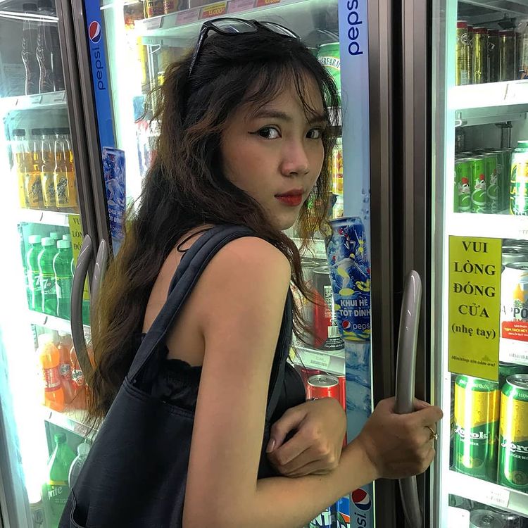 KIM TUYẾN – GÁI CÁ TÍNH, THÍCH BẠO DAM