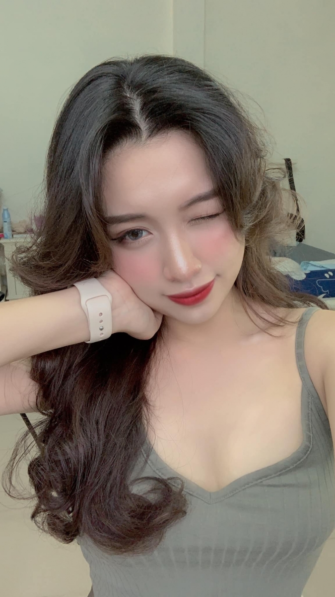 MY TRẦN – EM GÁI MÌNH DÂY, EO THON GỢI CẢM