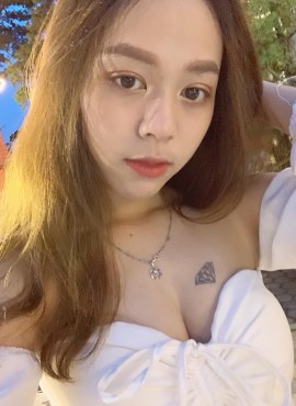 HƯƠNG LAN – GÁI 17 TUỔI DA TRẮNG, DÁNG XINH