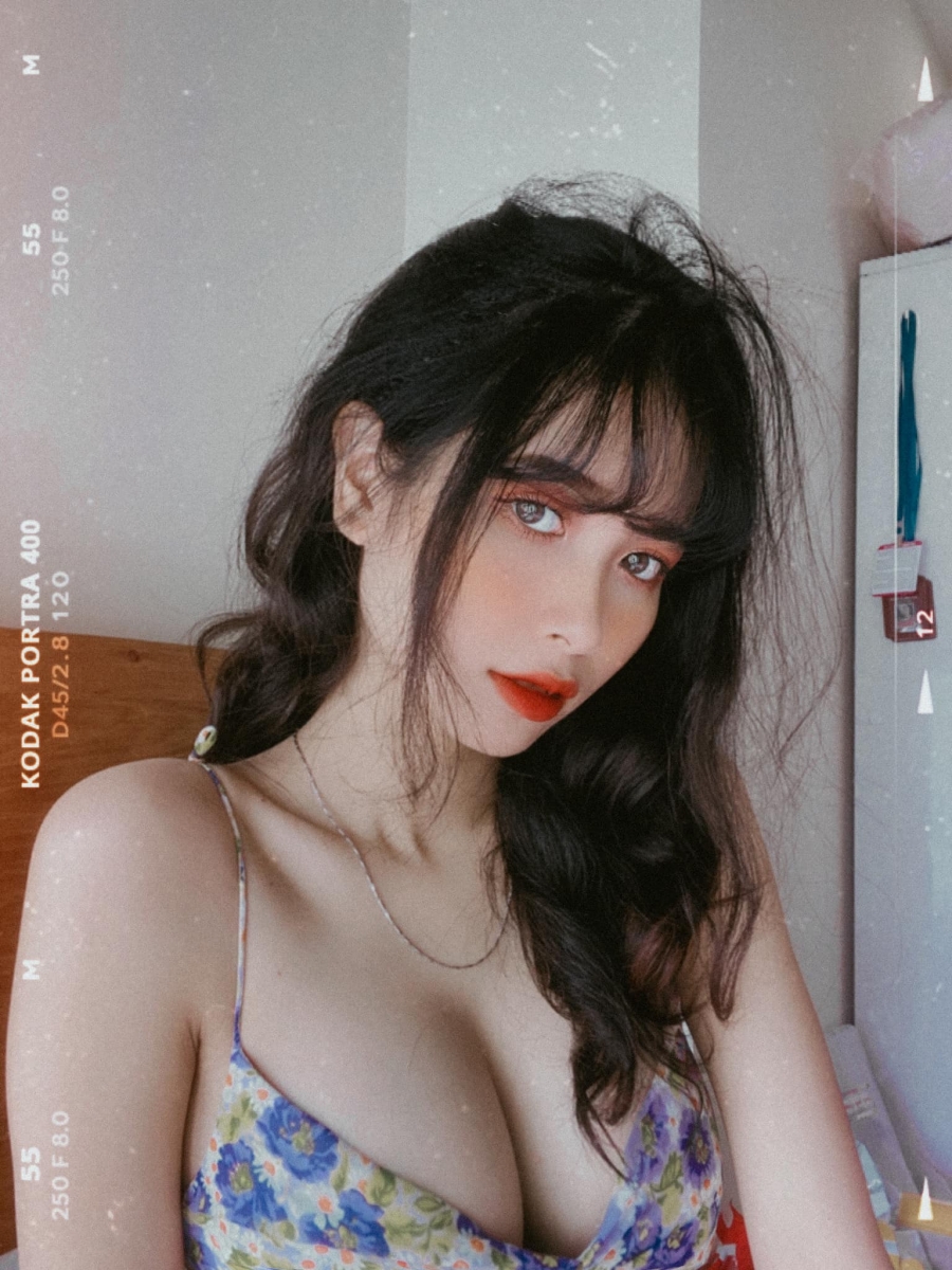 THẢO NGÂN – EM SINH VIÊN NĂM NHẤT NUỘT NÀ