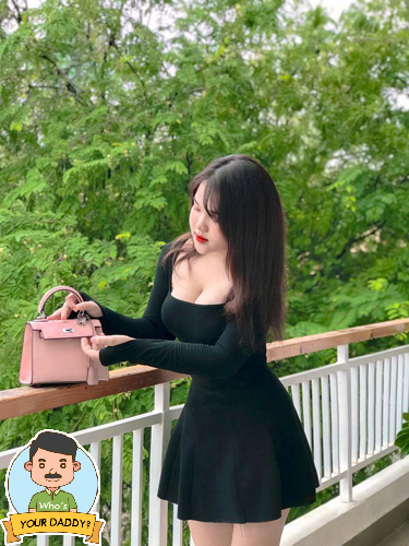 BÉ MINH TRANG – MÔNG MIẾC, VẾU VÊ CĂNG ĐÉT