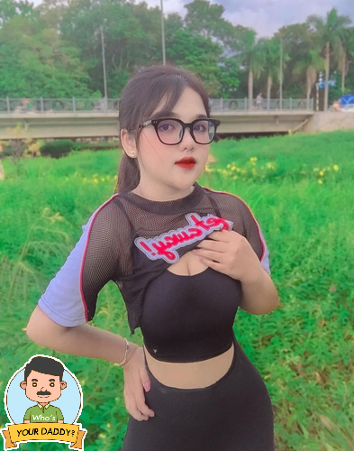 BÉ MINH TRANG – MÔNG MIẾC, VẾU VÊ CĂNG ĐÉT