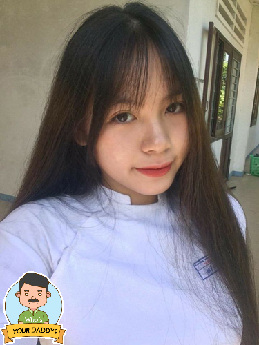 BÉ TỐ UYÊN – EM GÁI XINH XẮN, MÔNG VẾU NUỘT NÀ