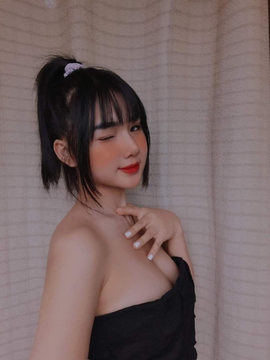 THU TRANG – MẶT XINH, DÁNG CHUẨN, CỰC HẤP DẪN