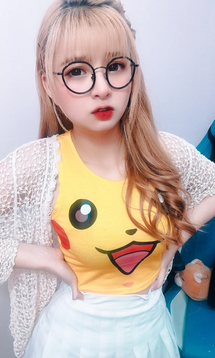 Clip nóng Mèo 2k4 Liên Quân và hình ảnh đẹp