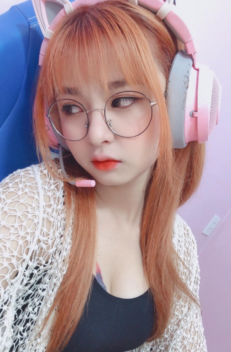 Clip nóng Mèo 2k4 Liên Quân và hình ảnh đẹp