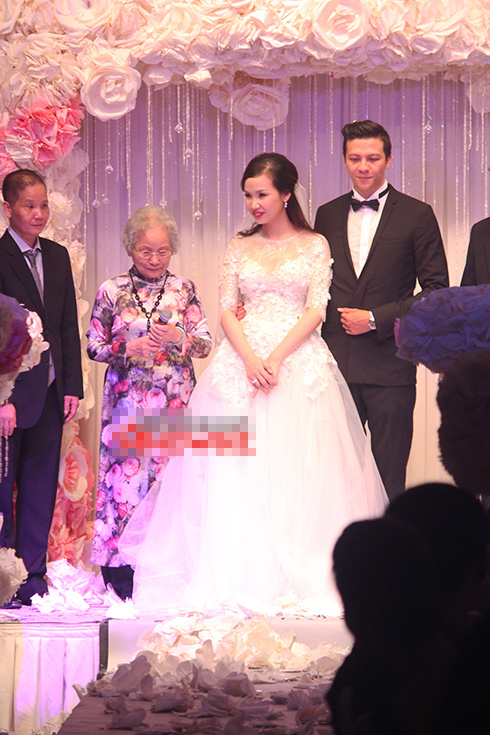 dương hoàng anh và vợ
