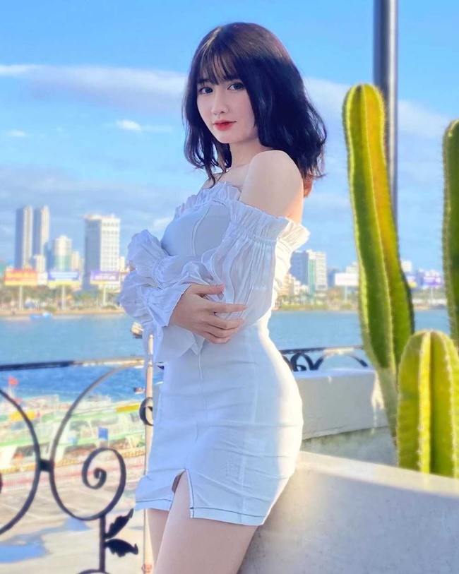 Vũ Thị Khánh Huyền cực dễ thương.