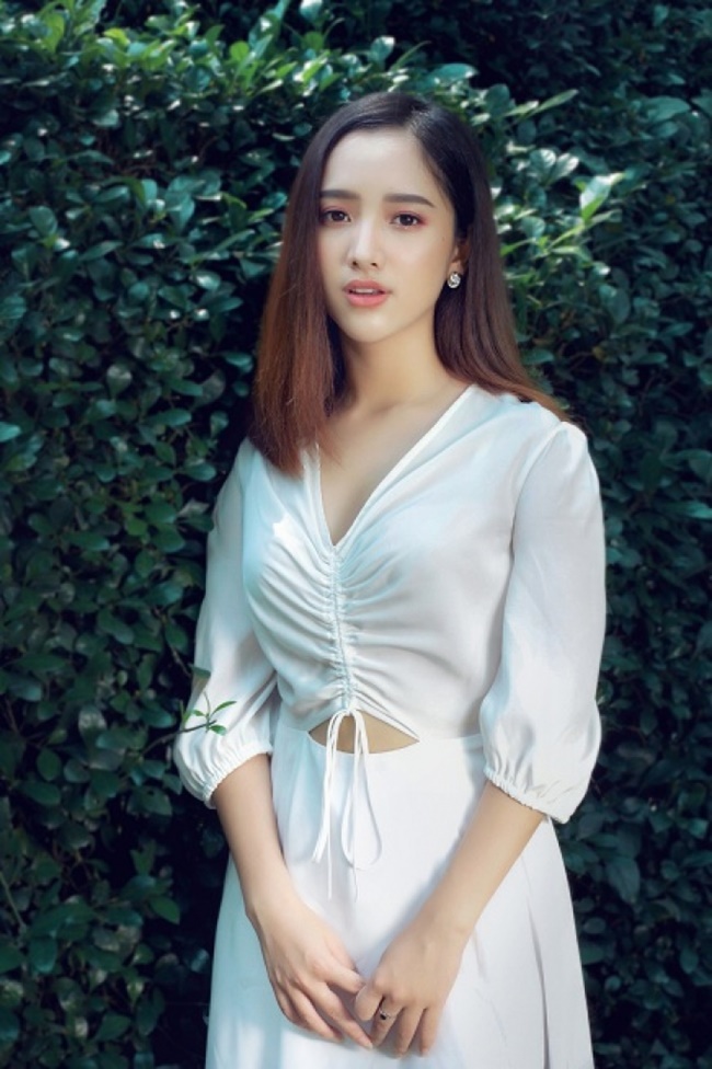 Tiểu sử Gia Linh