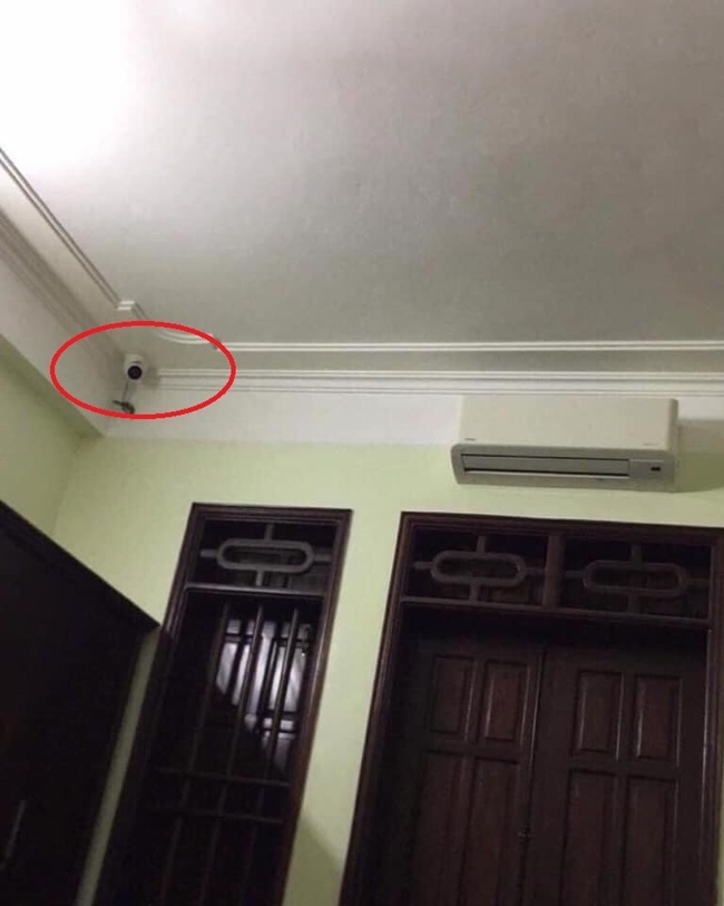 Thầy giáo đang bị điều tra vụ việc