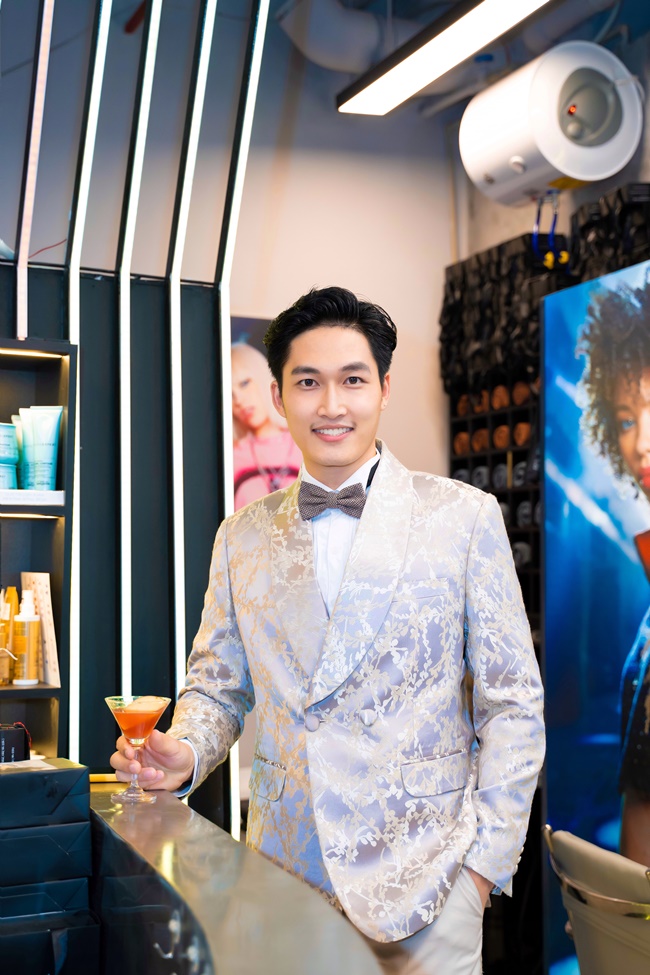 đình tú hương giang