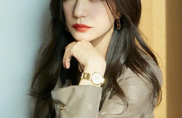 Tiểu sử Triệu Vy - Tiểu Yến Tử một thời của điện ảnh Trung Hoa