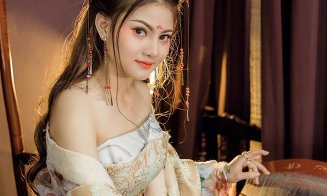 Tiểu sử Trà My