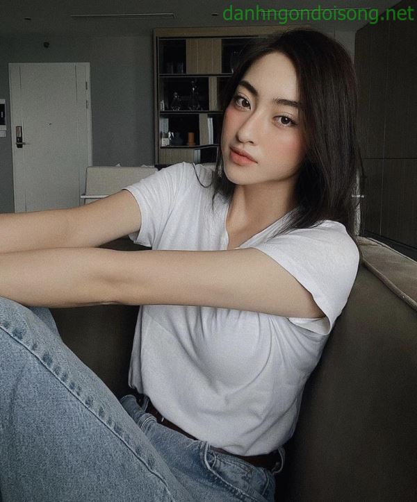 Top ảnh gái xinh đeo mắt kính dễ thương