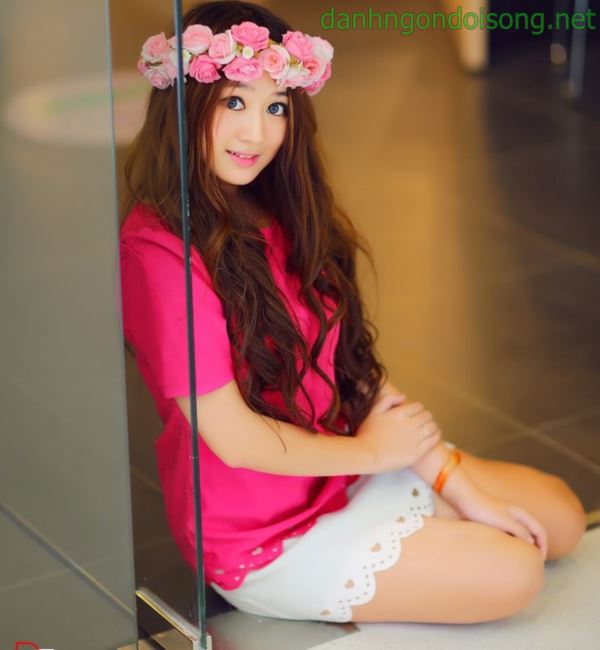 Top ảnh gái xinh đeo mắt kính dễ thương