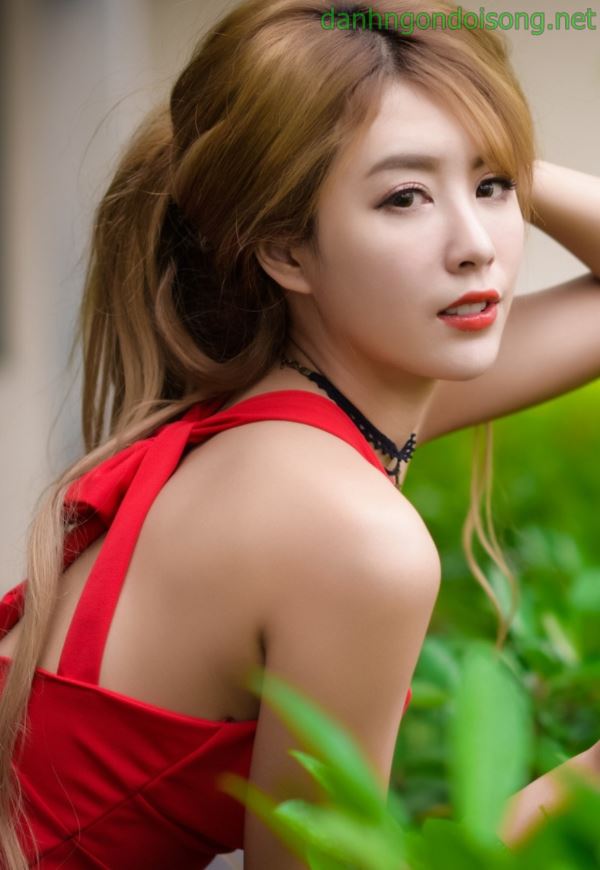 Top ảnh gái xinh đeo mắt kính dễ thương