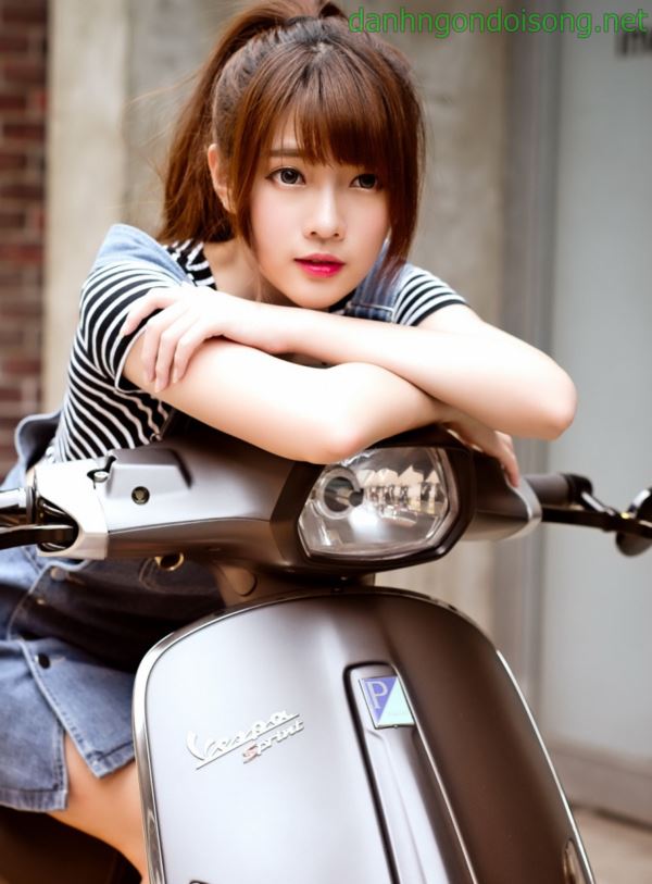 Top ảnh gái xinh đeo mắt kính dễ thương