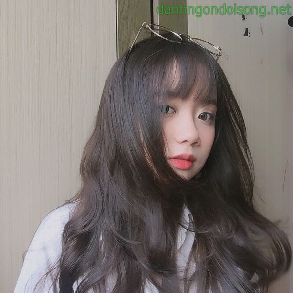 Top ảnh gái xinh đeo mắt kính dễ thương