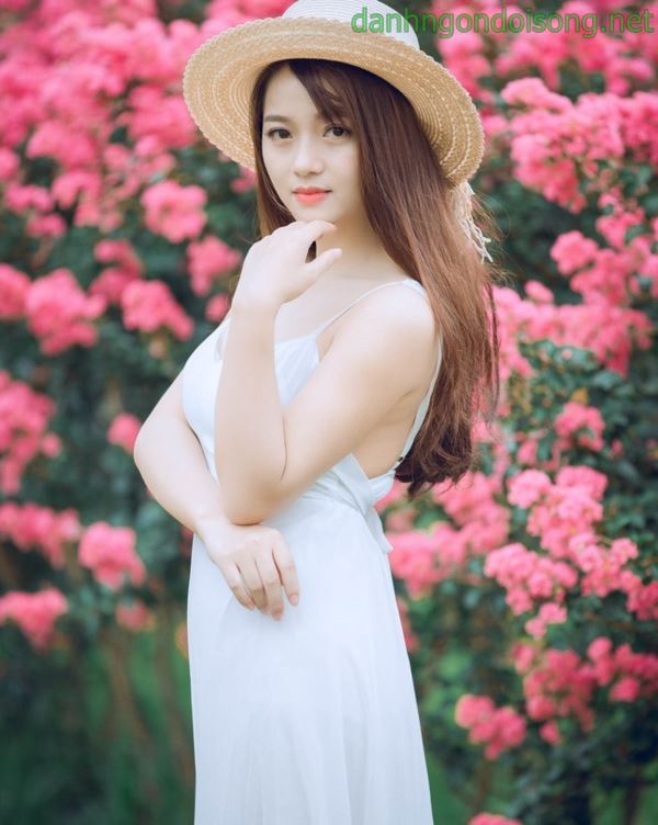 Top ảnh gái xinh đeo mắt kính dễ thương