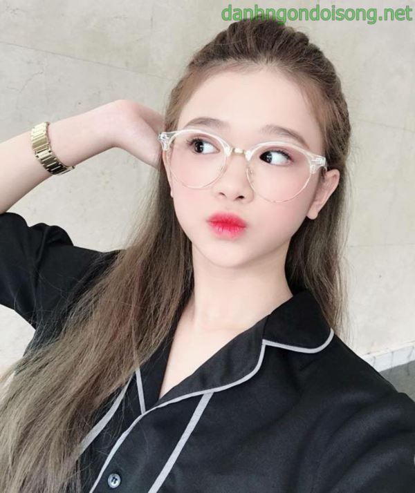 Ảnh gái xinh tóc ngang vai 2k9