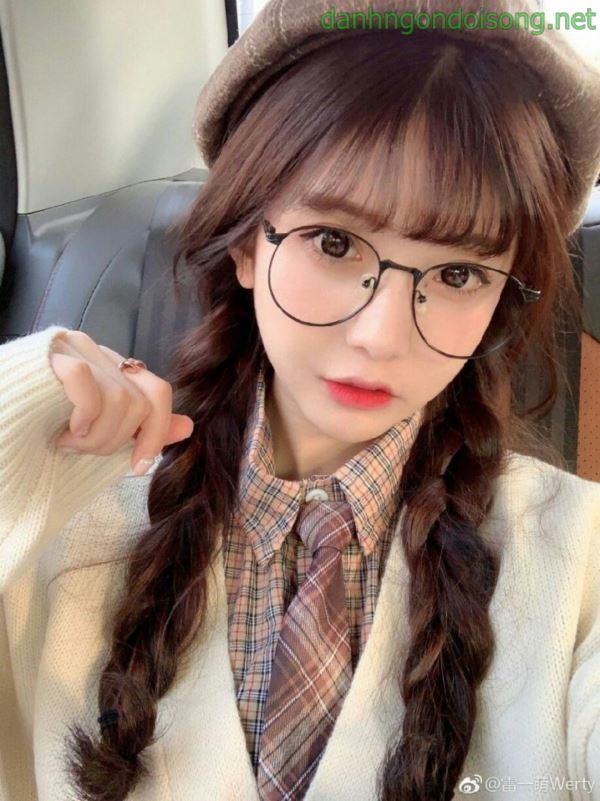 Ảnh gái xinh tóc ngang vai 2k9
