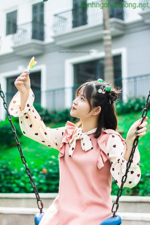 Ảnh gái xinh tóc ngắn ngang vai 2k3