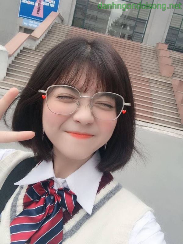 Ảnh gái xinh tóc ngắn ngang vai 2k3