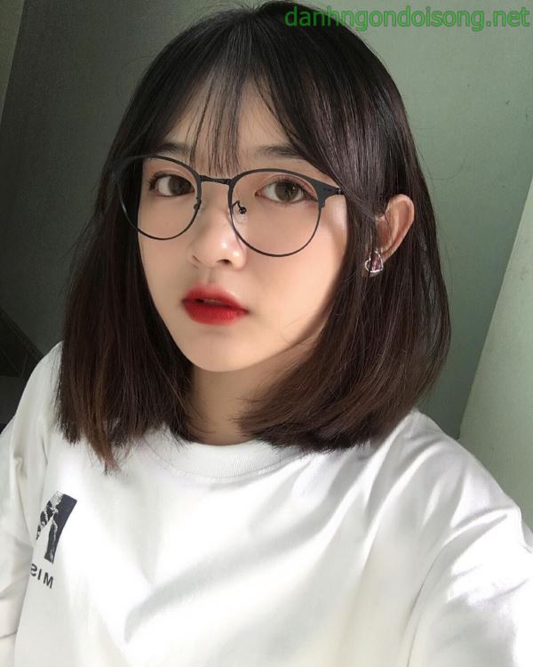 Ảnh gái xinh tóc ngắn ngang vai 2k3