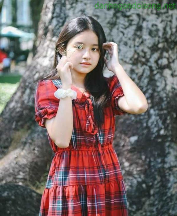 Ảnh gái xinh tóc ngắn ngang vai 2k3