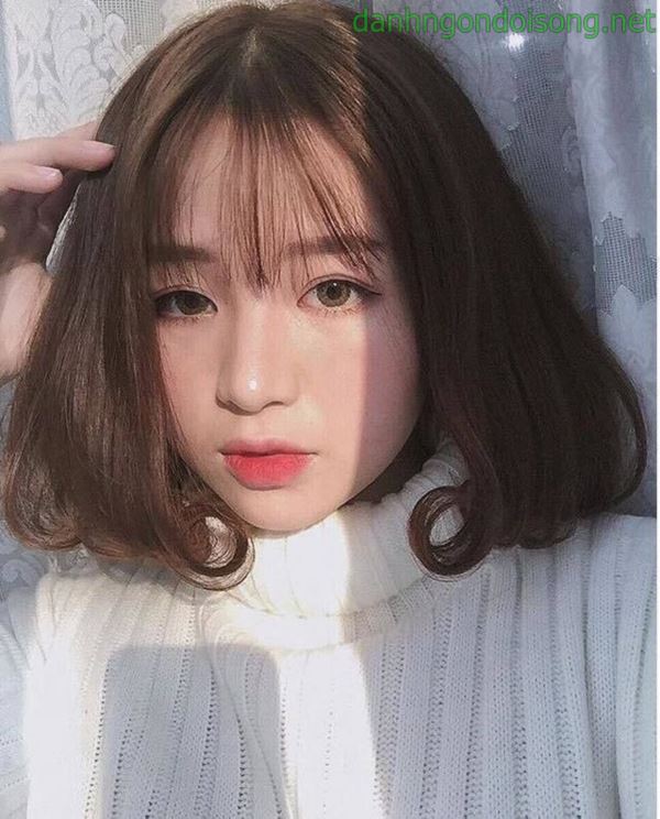 Ảnh gái xinh tóc ngắn ngang vai 2k3