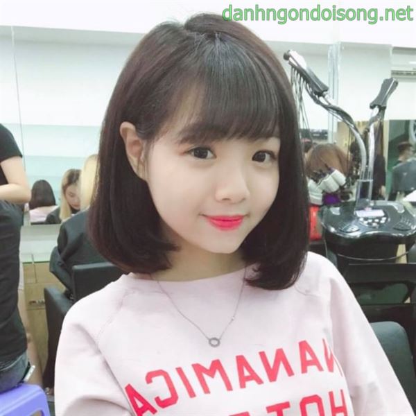 Ảnh gái xinh tóc ngắn ngang vai 2k3