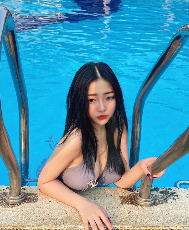 streamer linh chichan thả rông lộ vòng 1 5