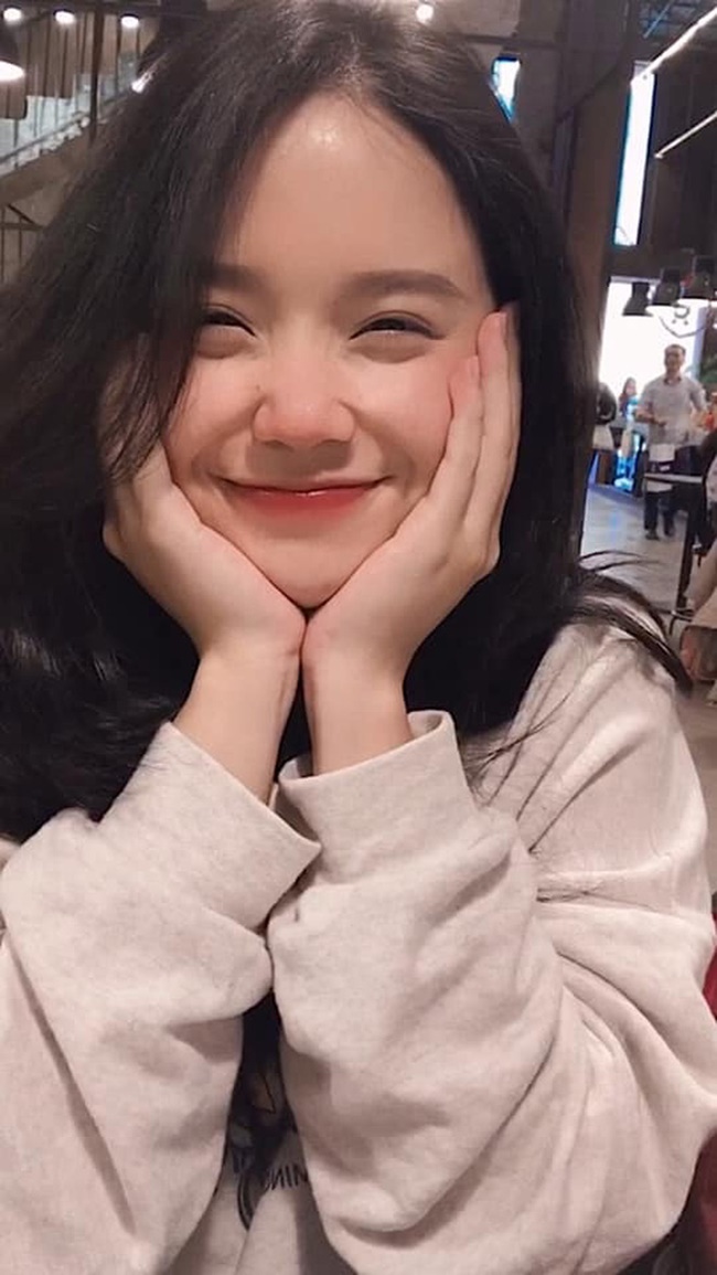 mc kim sa lộ ảnh nóng 13