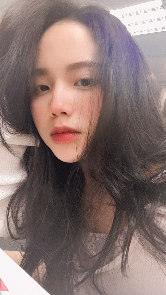 mc kim sa lộ ảnh nóng 14