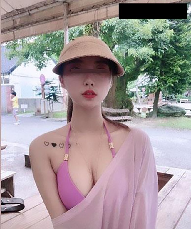 streamer phàm phàm quên tắt camera 11