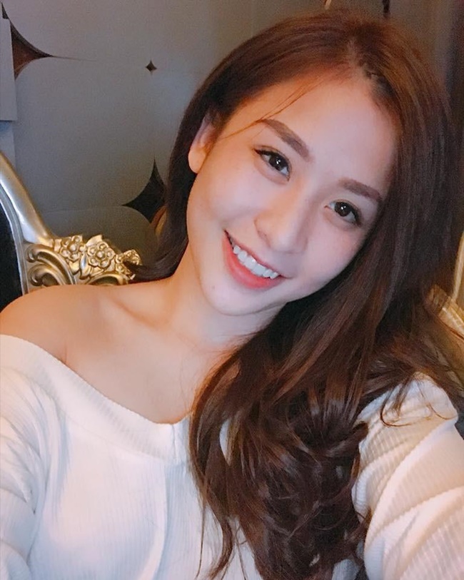 clip lễ tân vũ phương 6